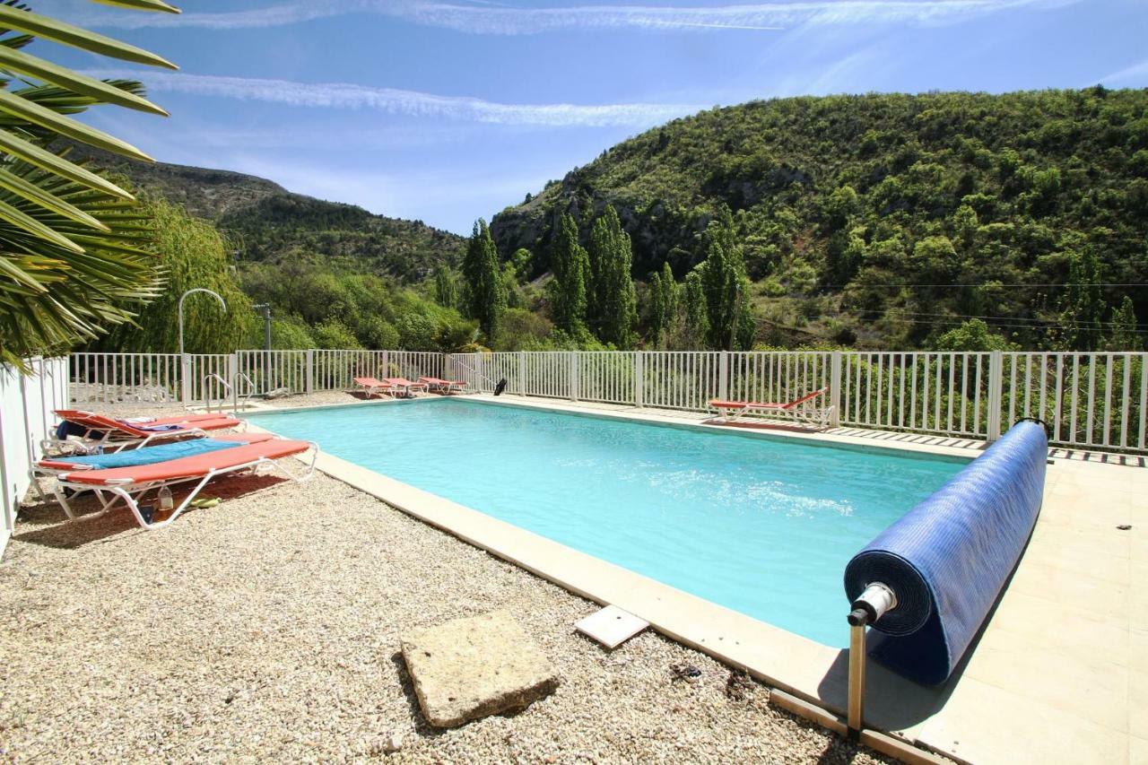 La Clue/ Le Jas Du Ventoux Hotel Plaisians Exterior photo